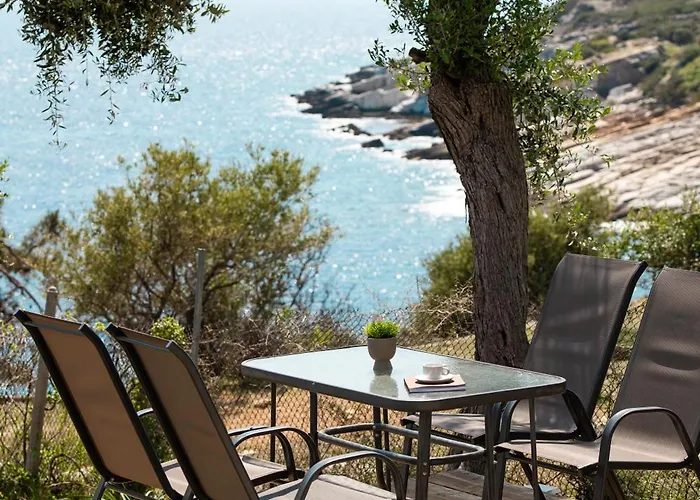 Acroterra - Easy Living Apartahotel 3*