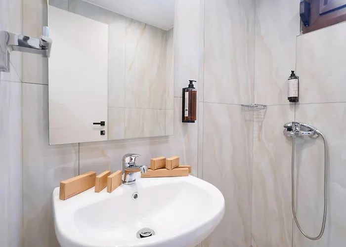 Apartahotel Acroterra - Easy Living Alikí