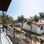 Acroterra - Easy Living Aparthotel