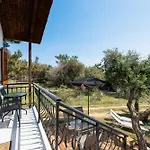 Acroterra - Easy Living 3*