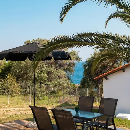 Acroterra - Easy Living