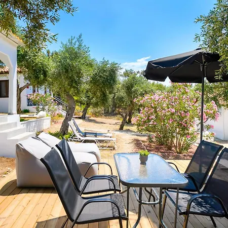 Acroterra - Easy Living Hotel apartamentowy Alikí