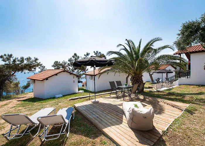 Acroterra - Easy Living 3*